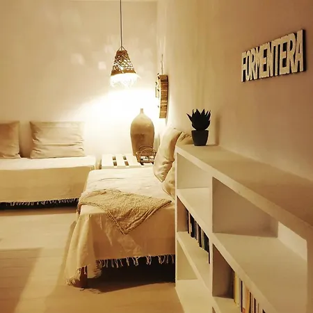 Appartamentos Michel Dos San Ferrán de ses Roques Room photo