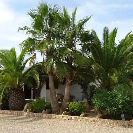 Appartamentos Michel Dos San Ferrán de ses Roques Exterior photo